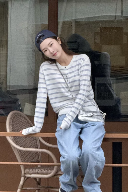 https://img.benettonmall.com/PARTS/KS/26S/SAKCE2631BL_MB.jpg?cb=1778668868