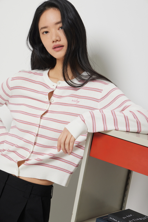 https://img.benettonmall.com/PARTS/KS/26S/SAKCE2631PK_MB_D1.jpg?cb=1778668868