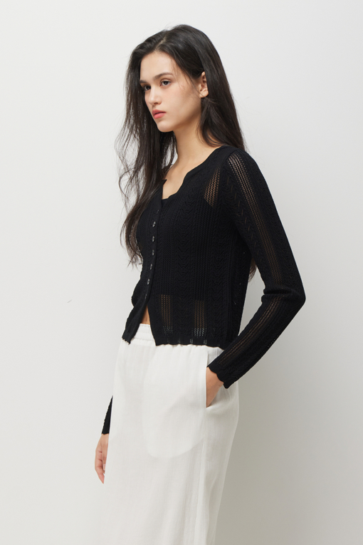 https://img.benettonmall.com/PARTS/KS/26S/SAKCE8631BK_MB_D1.jpg?cb=1778668868