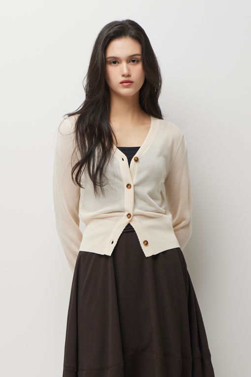 https://img.benettonmall.com/PARTS/KS/26S/SAKCE9631CR_MB_D0.jpg?cb=1782918151