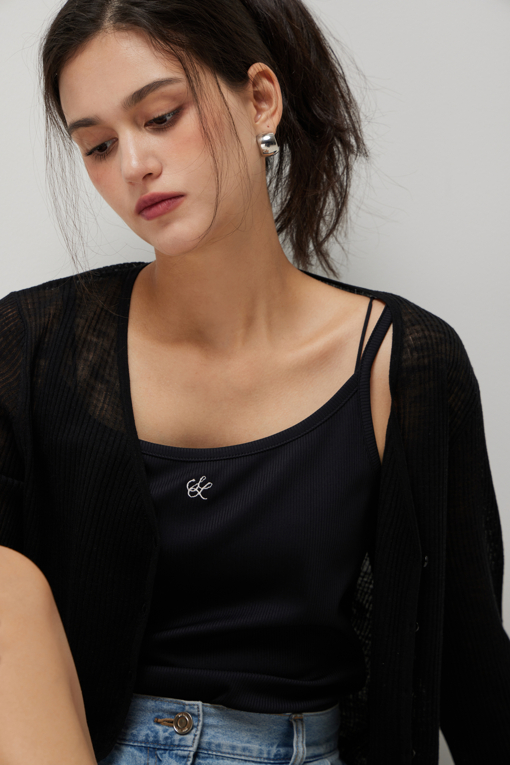 https://img.benettonmall.com/PARTS/KS/26S/SAKCZ2631BK_MB_D7.jpg?cb=1777643535