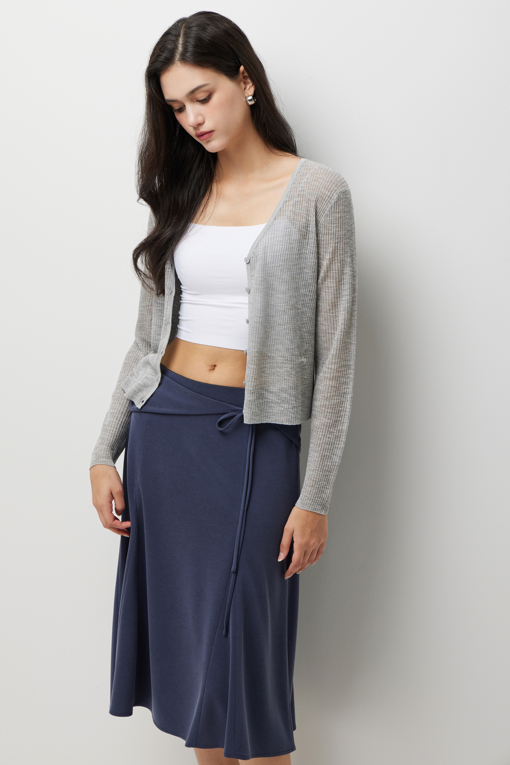 https://img.benettonmall.com/PARTS/KS/26S/SAKCZ2631LG_MB_D3.jpg?cb=1778668868
