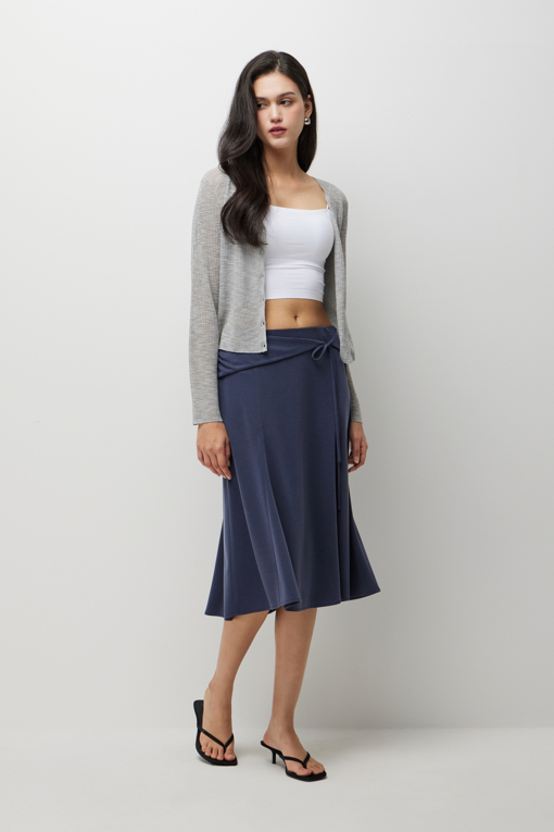 https://img.benettonmall.com/PARTS/KS/26S/SAKCZ2631LG_MB_D8.jpg?cb=1777643535