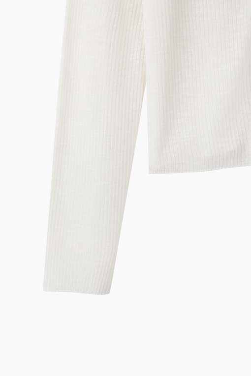 https://img.benettonmall.com/PARTS/KS/26S/SAKCZ2631WH_MB_D13.jpg?cb=1778668868