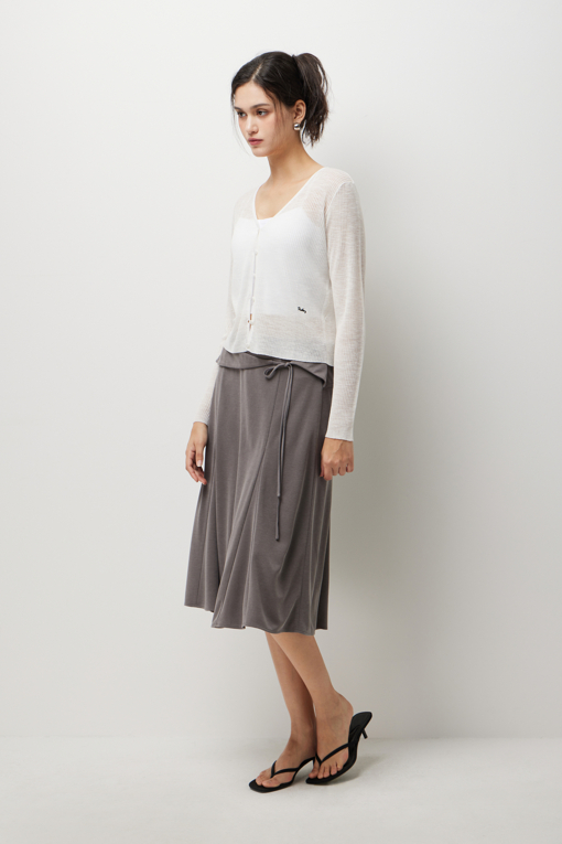 https://img.benettonmall.com/PARTS/KS/26S/SAKCZ2631WH_MB_D7.jpg?cb=1778668868