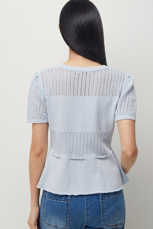 https://img.benettonmall.com/PARTS/KS/26S/SAKCZ3631LB_MB_D4.jpg?cb=1782918151