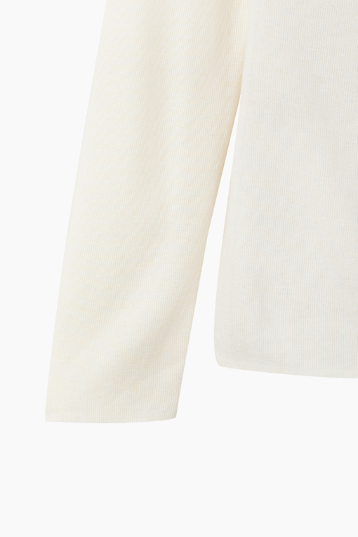 https://img.benettonmall.com/PARTS/KS/26S/SAKP09611IV_MB_D13.jpg?cb=1782918151