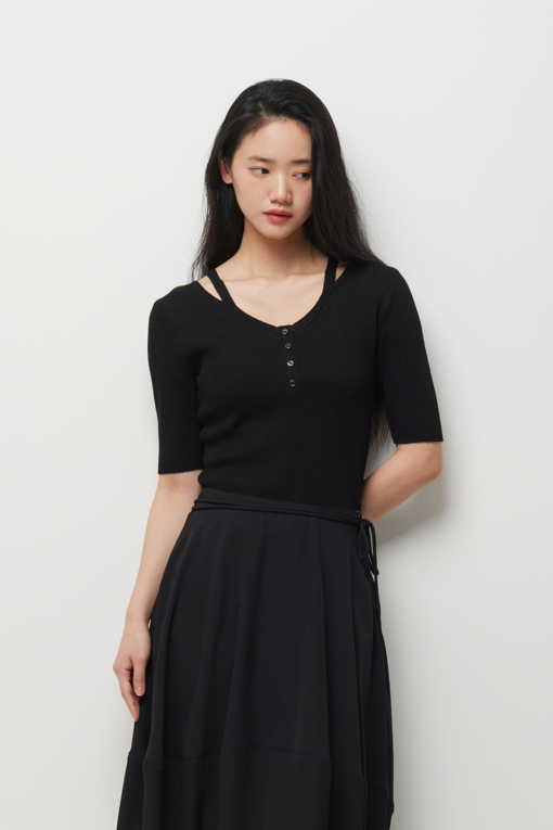 https://img.benettonmall.com/PARTS/KS/26S/SAKP33631BK_MB_D1.jpg?cb=1782918151