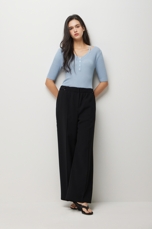 https://img.benettonmall.com/PARTS/KS/26S/SAKP33631BL_MB_D5.jpg?cb=1782918151