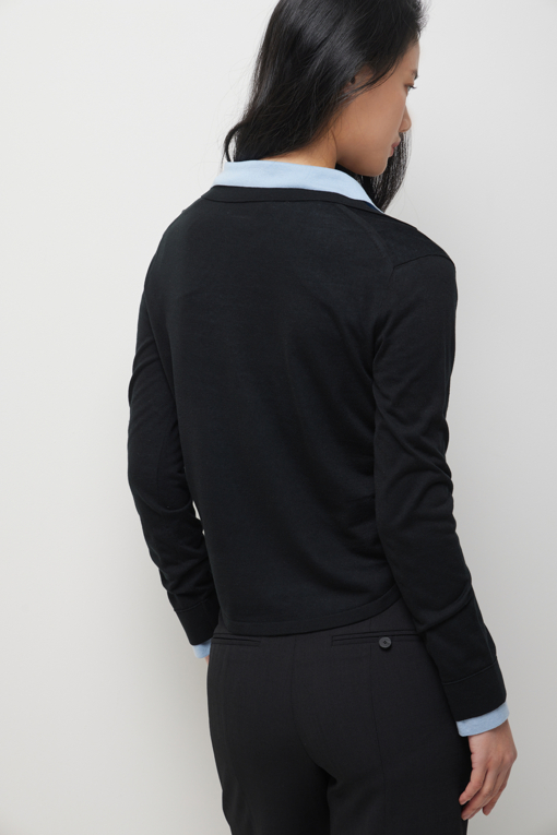 https://img.benettonmall.com/PARTS/KS/26S/SAKP34631BK_MB_D4.jpg?cb=1782918151
