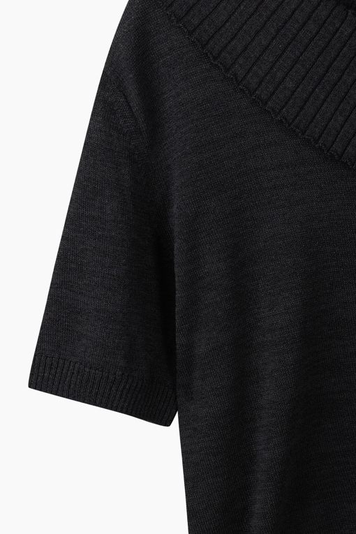 https://img.benettonmall.com/PARTS/KS/26S/SAKP37631BK_MB_D13.jpg?cb=1782918151