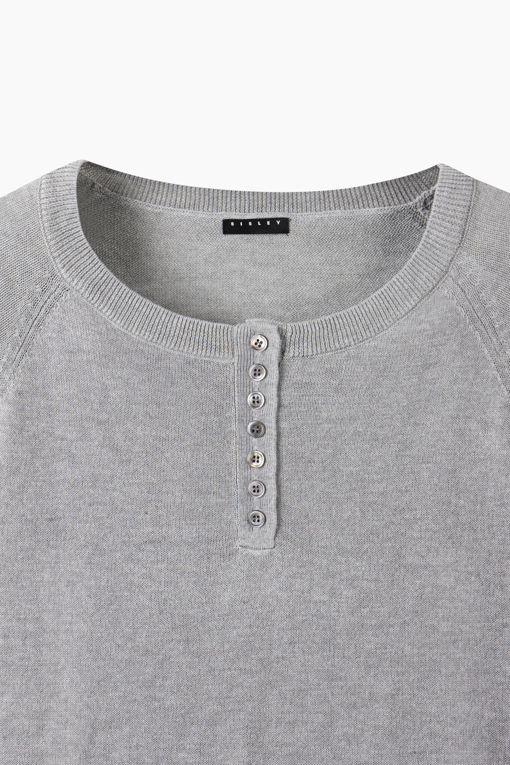 https://img.benettonmall.com/PARTS/KS/26S/SAKP39631GR_MB_D12.jpg?cb=1782918151