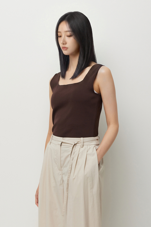 https://img.benettonmall.com/PARTS/KS/26S/SAKP42631DW_MB_D1.jpg?cb=1782918151