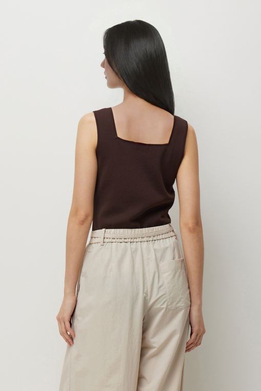 https://img.benettonmall.com/PARTS/KS/26S/SAKP42631DW_MB_D2.jpg?cb=1782918151