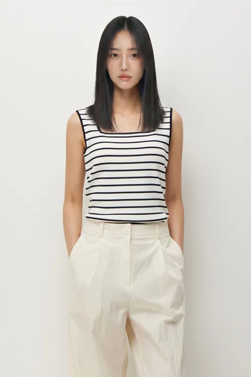 https://img.benettonmall.com/PARTS/KS/26S/SAKP42631IV_MB.jpg?cb=1782918151