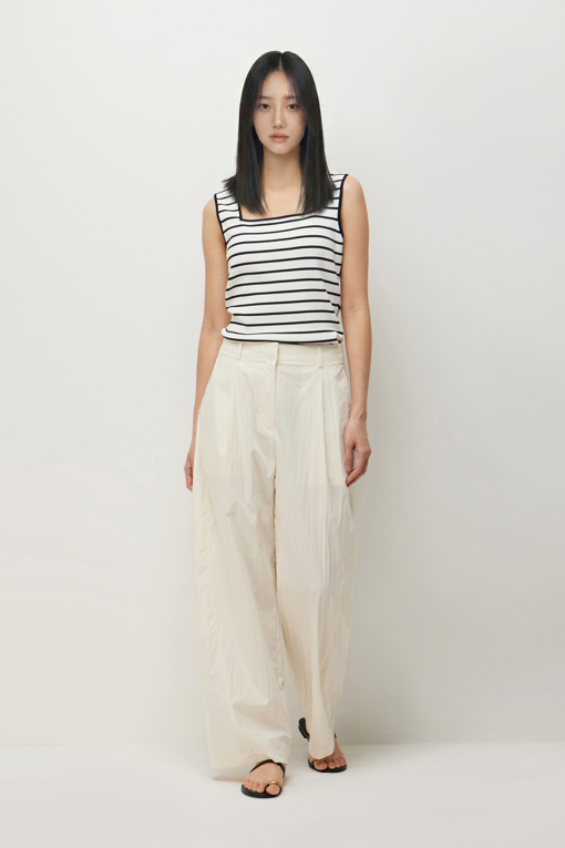 https://img.benettonmall.com/PARTS/KS/26S/SAKP42631IV_MB_D5.jpg?cb=1782918151