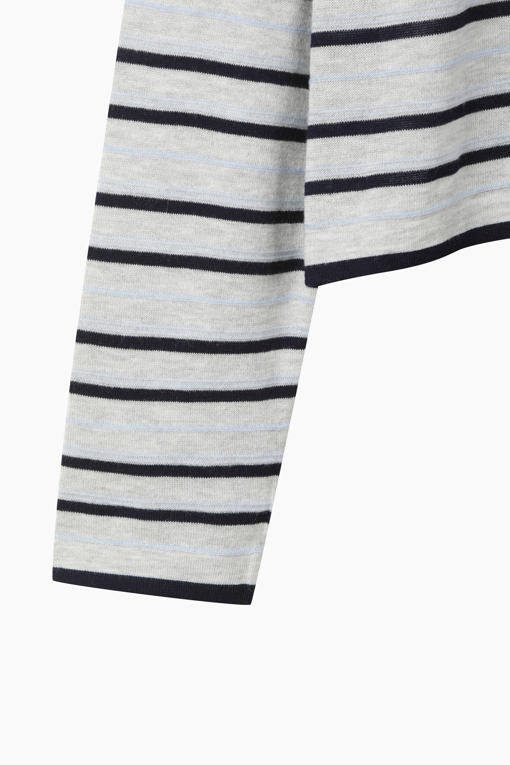 https://img.benettonmall.com/PARTS/KS/26S/SAKP71611LG_MB_D13.jpg