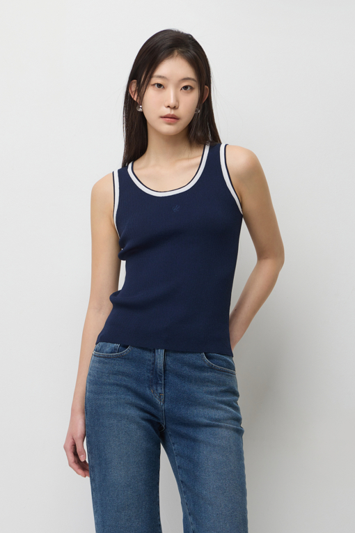 https://img.benettonmall.com/PARTS/KS/26S/SAKP80631NY_MB_D0.jpg?cb=1782918151