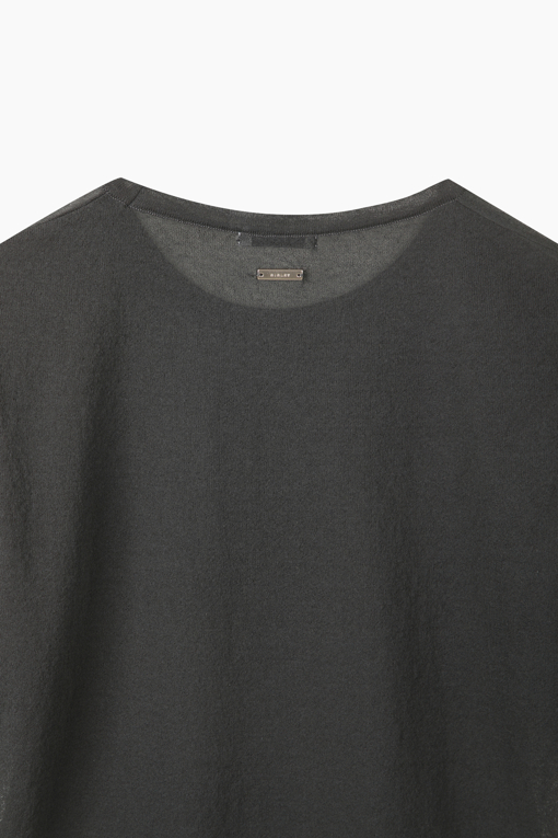 https://img.benettonmall.com/PARTS/KS/26S/SAKP82631DG_MB_D15.jpg?cb=1782918151