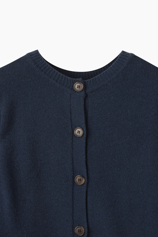 https://img.benettonmall.com/PARTS/KS/26S/SAKPE1611DB_MB_D13.jpg?cb=1782918151