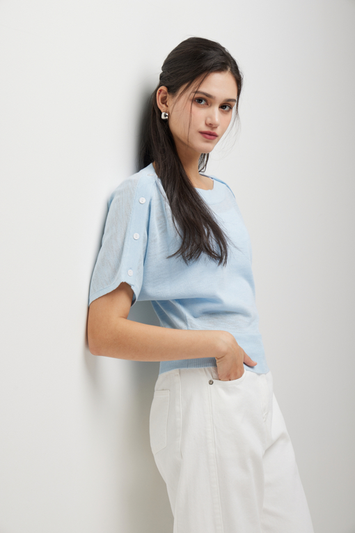 https://img.benettonmall.com/PARTS/KS/26S/SAKPE8631SB_MB_D6.jpg?cb=1778668868