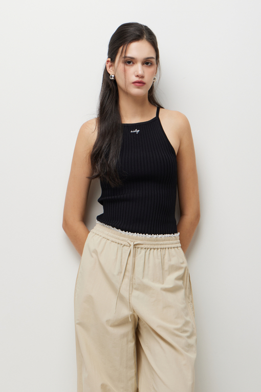 https://img.benettonmall.com/PARTS/KS/26S/SAKPZ2631BK_MB_D3.jpg?cb=1777643535
