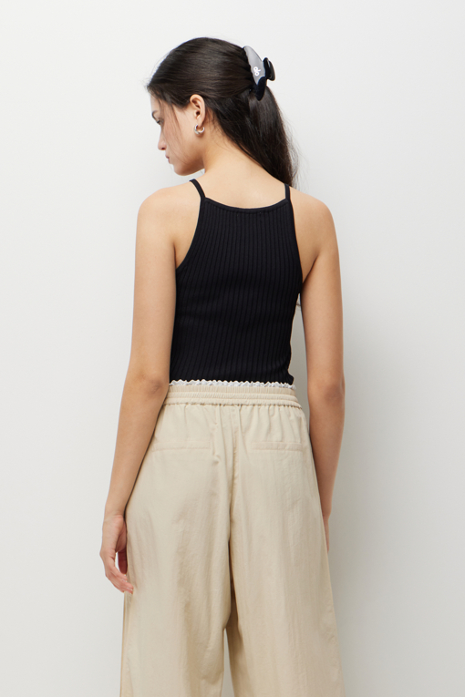 https://img.benettonmall.com/PARTS/KS/26S/SAKPZ2631BK_MB_D5.jpg?cb=1777643535
