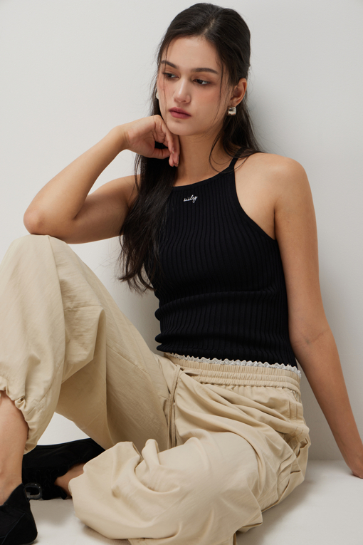 https://img.benettonmall.com/PARTS/KS/26S/SAKPZ2631BK_MB_D7.jpg?cb=1777643535