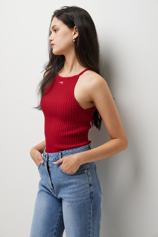 https://img.benettonmall.com/PARTS/KS/26S/SAKPZ2631RD_MB_D7.jpg?cb=1778668868
