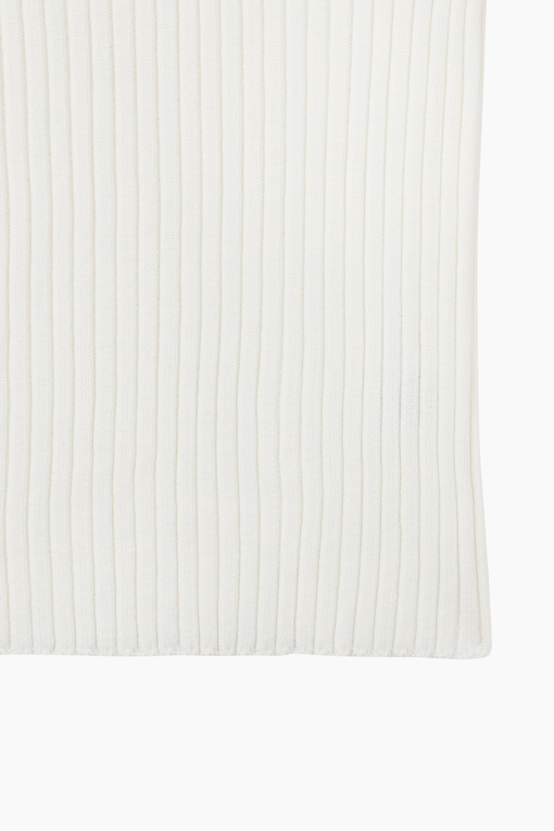 https://img.benettonmall.com/PARTS/KS/26S/SAKPZ2631WH_MB_D14.jpg?cb=1778668868