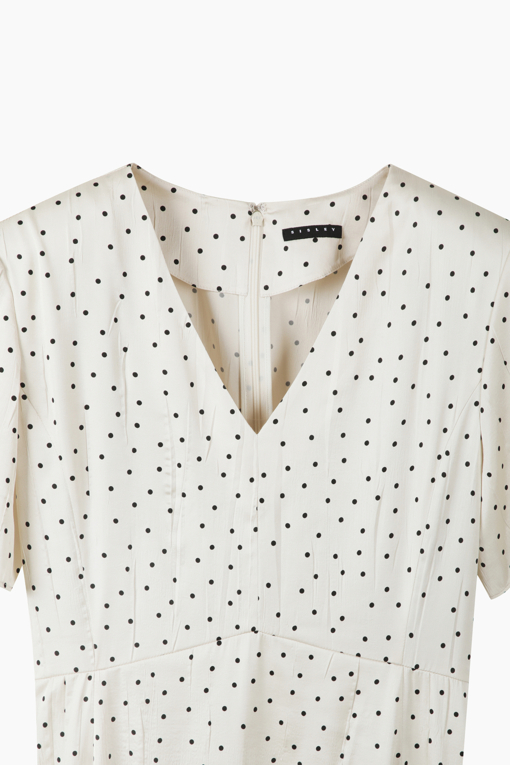 https://img.benettonmall.com/PARTS/KS/26S/SAOP31631CR_MB_D12.jpg?cb=1782918151