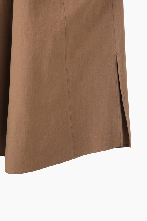https://img.benettonmall.com/PARTS/KS/26S/SAOP33631BR_MB_D14.jpg?cb=1782918151