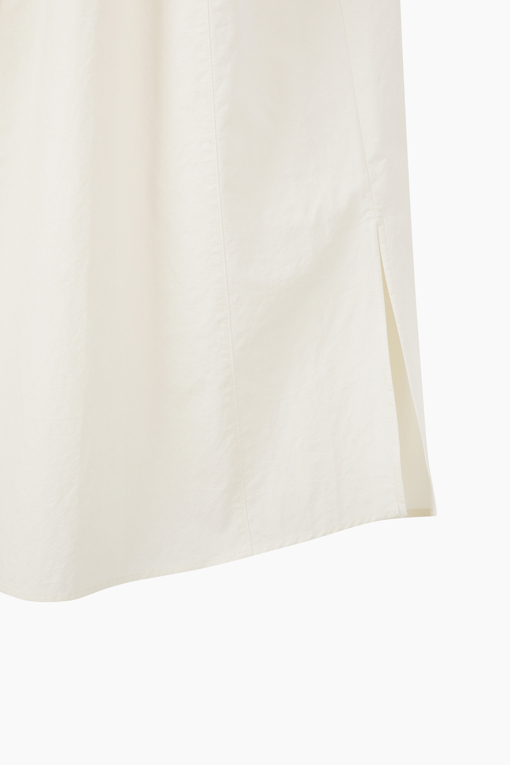https://img.benettonmall.com/PARTS/KS/26S/SAOP33631CR_MB_D14.jpg?cb=1782918151