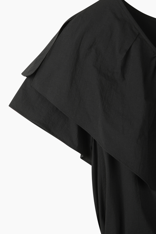 https://img.benettonmall.com/PARTS/KS/26S/SAOP35631BK_MB_D3.jpg?cb=1778668868