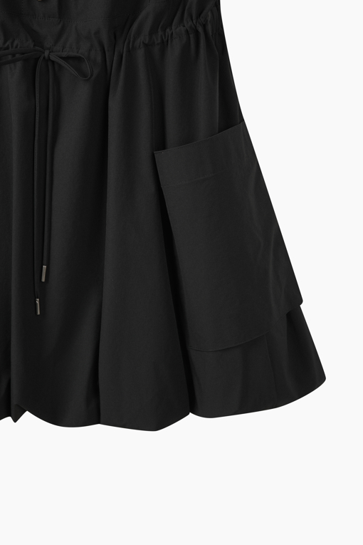 https://img.benettonmall.com/PARTS/KS/26S/SAOP37631BK_MB_D15.jpg?cb=1782918151