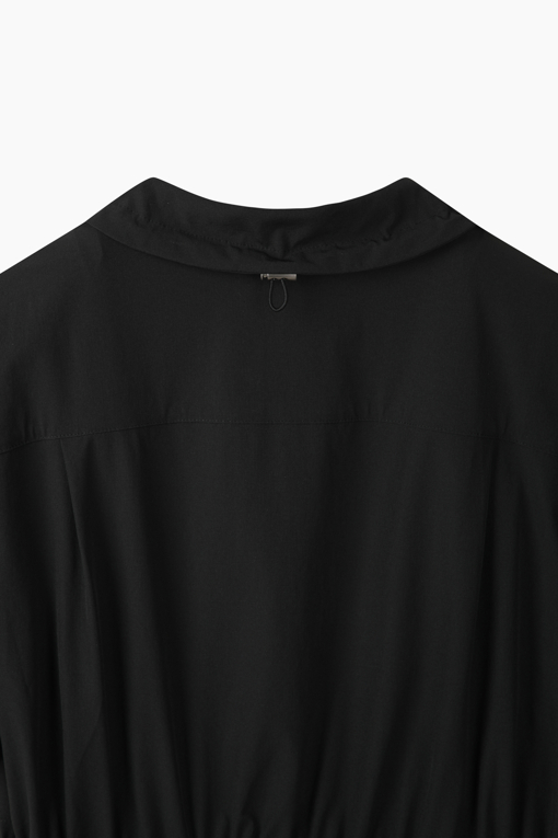 https://img.benettonmall.com/PARTS/KS/26S/SAOP37631BK_MB_D16.jpg?cb=1782918151