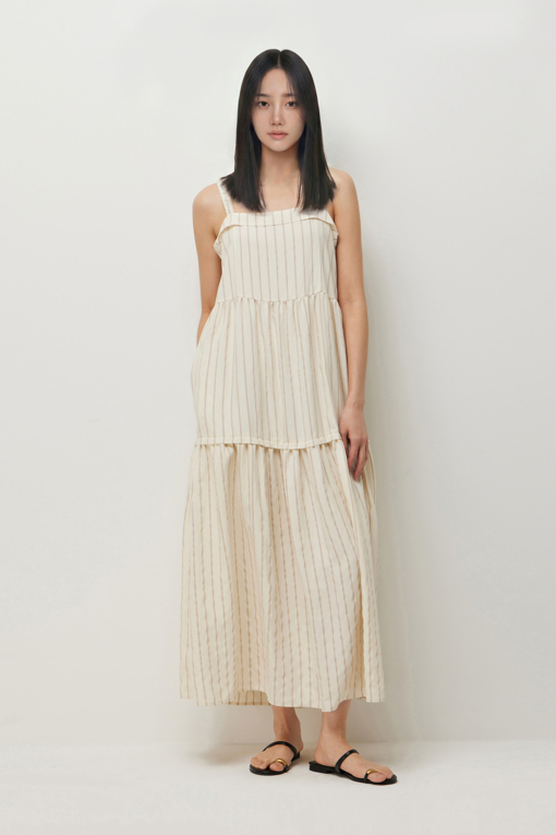 https://img.benettonmall.com/PARTS/KS/26S/SAOP40631BG_MB_D6.jpg?cb=1782918151