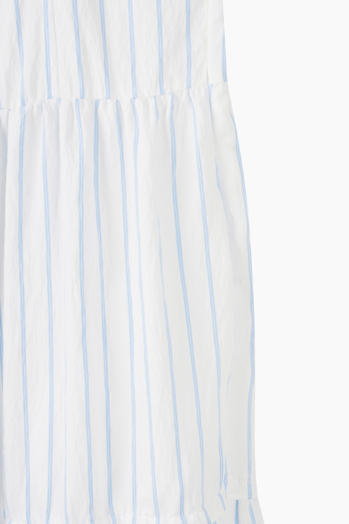 https://img.benettonmall.com/PARTS/KS/26S/SAOP40631LB_MB_D14.jpg?cb=1782918151