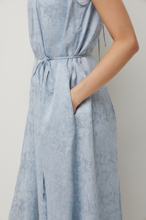 https://img.benettonmall.com/PARTS/KS/26S/SAOP41631BL_MB_D5.jpg?cb=1782918151