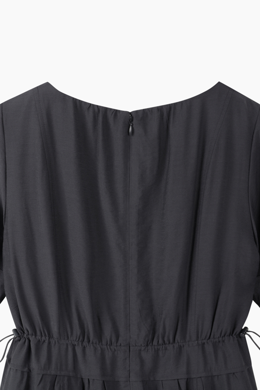 https://img.benettonmall.com/PARTS/KS/26S/SAOP42631GR_MB_D15.jpg?cb=1782918151