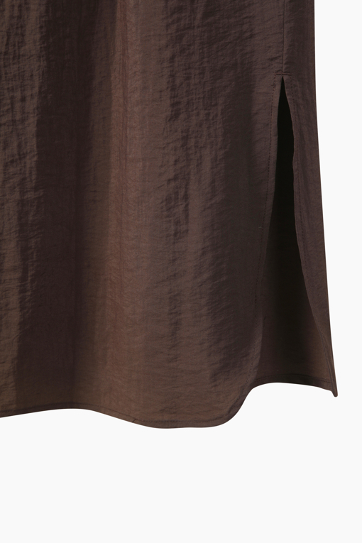 https://img.benettonmall.com/PARTS/KS/26S/SAOPE1631BR_MB_D15.jpg?cb=1778668868