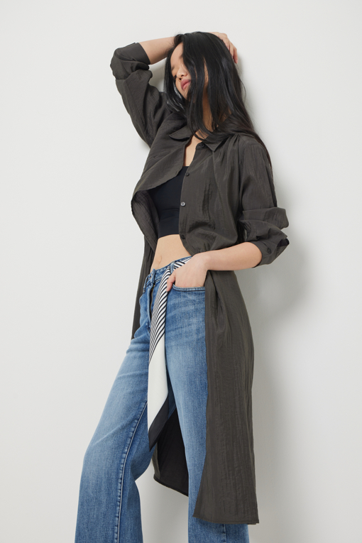 https://img.benettonmall.com/PARTS/KS/26S/SAOPE1631DG_MB_D2.jpg?cb=1778668868