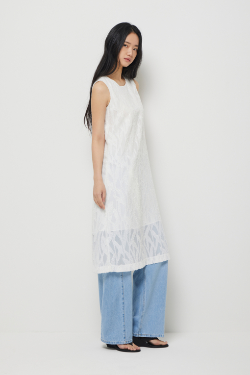https://img.benettonmall.com/PARTS/KS/26S/SAOPE2631WH_MB_D5.jpg?cb=1778668868