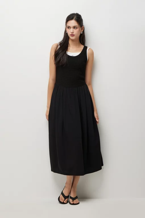 https://img.benettonmall.com/PARTS/KS/26S/SAOPE3631BK_MB.jpg?cb=1777643535