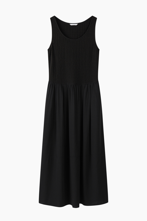 https://img.benettonmall.com/PARTS/KS/26S/SAOPE3631BK_MB_D10.jpg?cb=1778668868