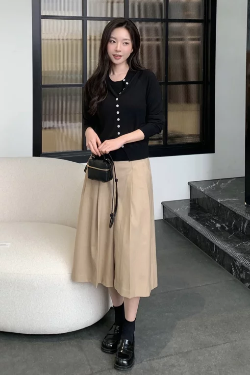 https://img.benettonmall.com/PARTS/KS/26S/SAPT03611BG_MB.jpg?cb=1782918151