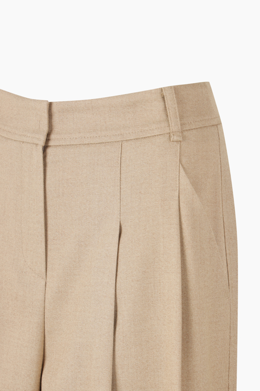 https://img.benettonmall.com/PARTS/KS/26S/SAPT03611BG_MB_D12.jpg?cb=1782918151