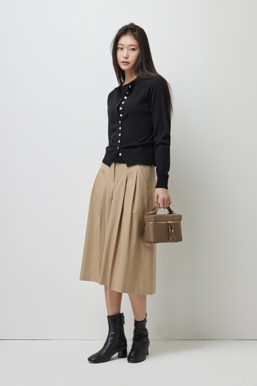 https://img.benettonmall.com/PARTS/KS/26S/SAPT03611BG_MB_D6.jpg?cb=1782918151