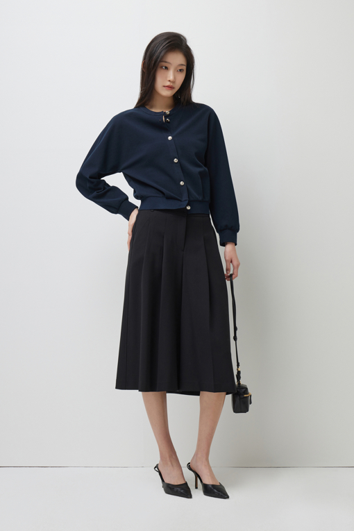 https://img.benettonmall.com/PARTS/KS/26S/SAPT03611BK_MB_D6.jpg?cb=1782918151