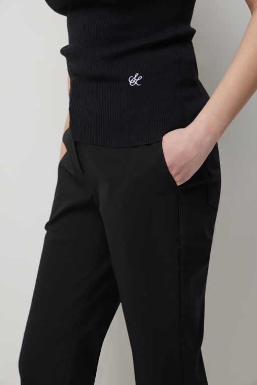 https://img.benettonmall.com/PARTS/KS/26S/SAPT31631BK_MB_D4.jpg?cb=1782918151